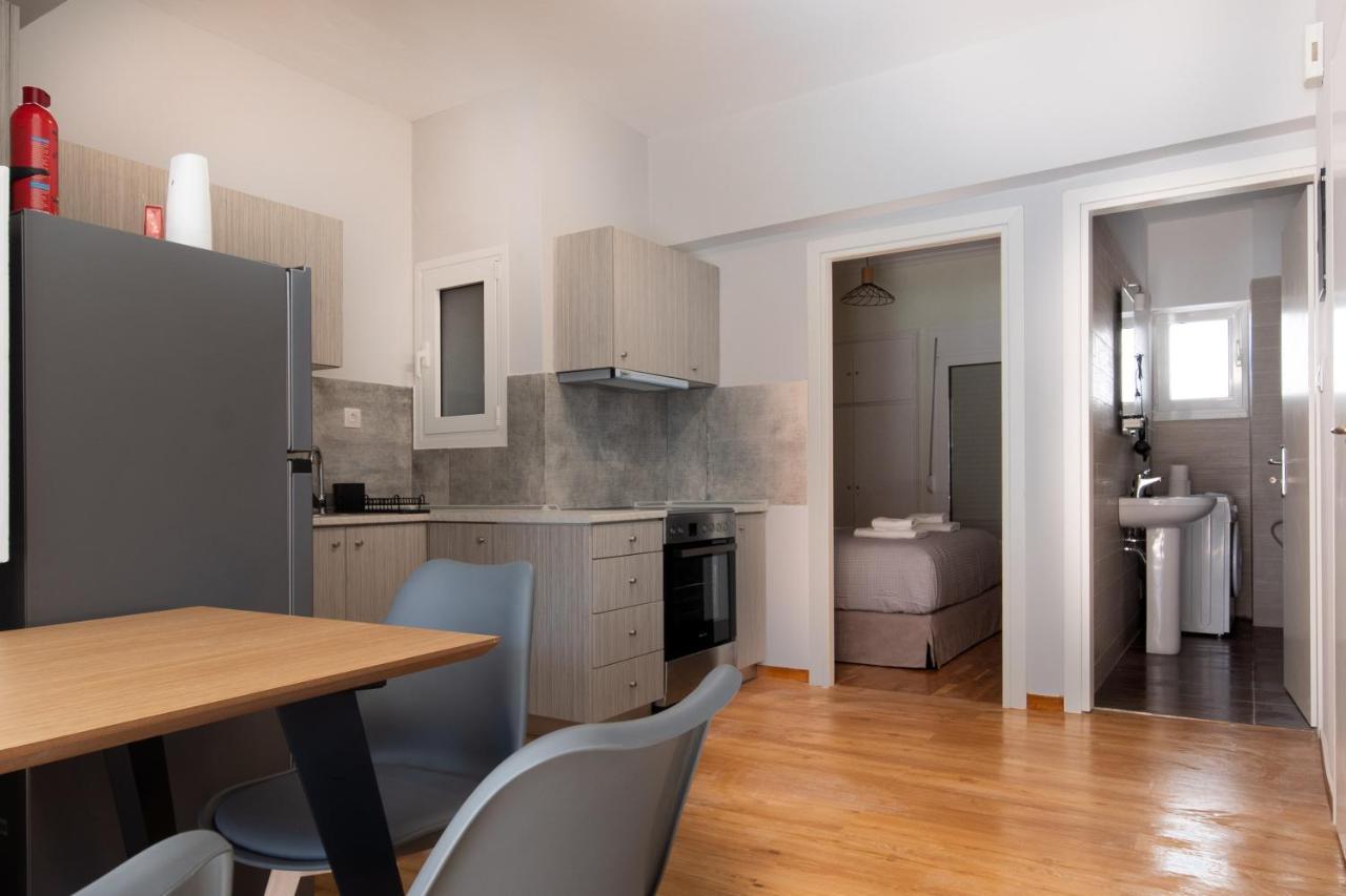 Aris123 By Smart Cozy Suites - Apartments In The Heart Of Athens - 5 Minutes From Metro - Available 24Hr Dış mekan fotoğraf