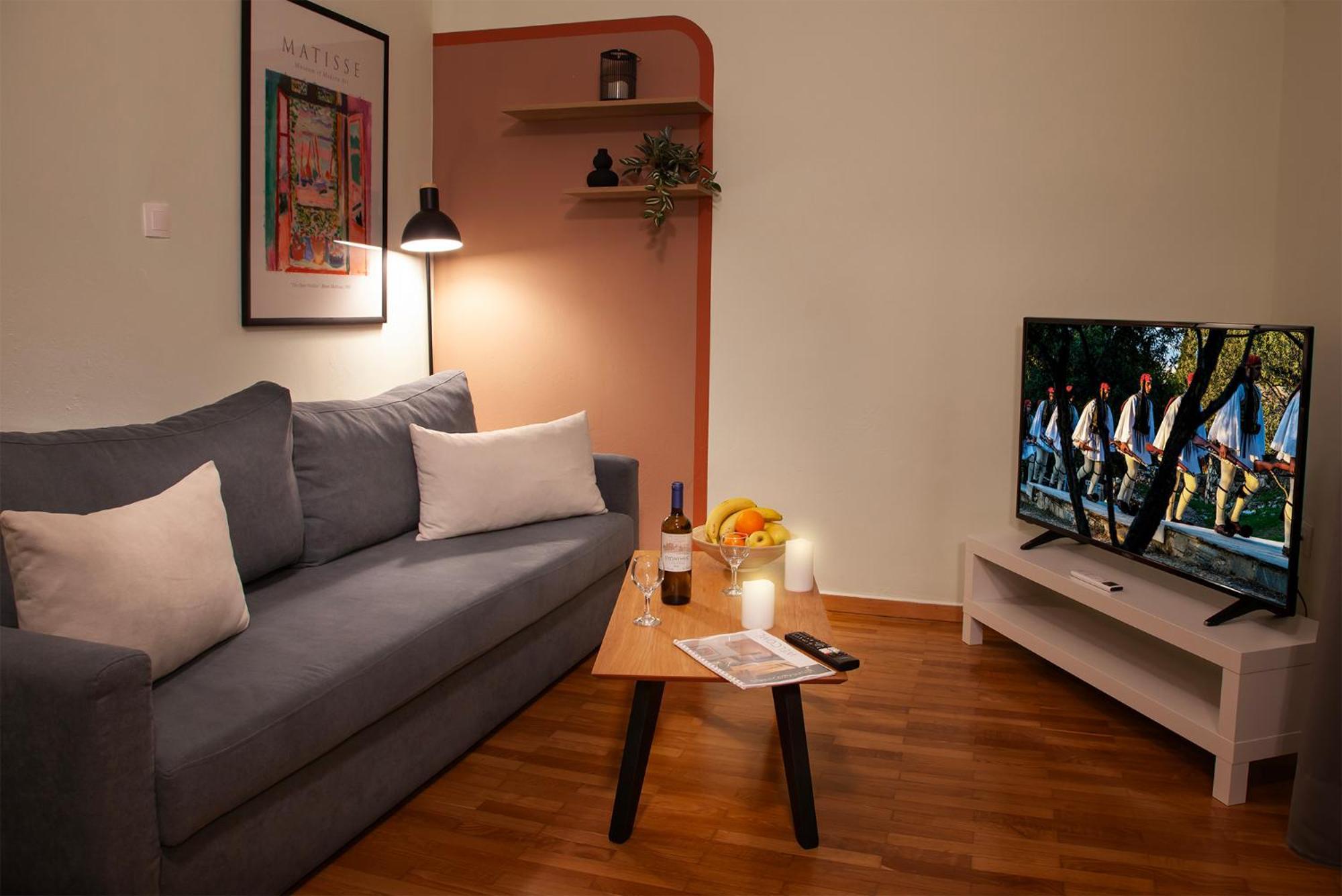 Aris123 By Smart Cozy Suites - Apartments In The Heart Of Athens - 5 Minutes From Metro - Available 24Hr Dış mekan fotoğraf