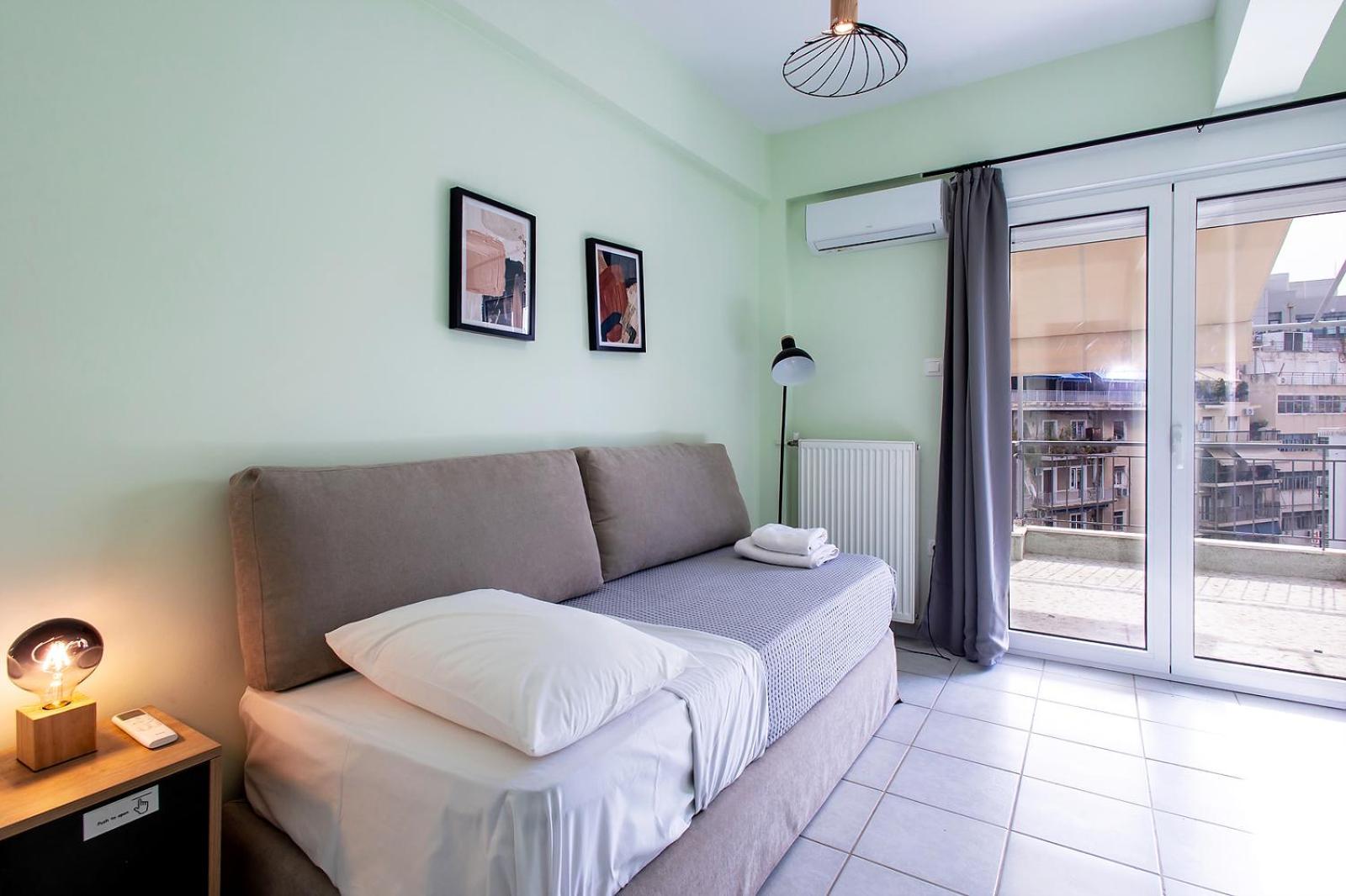 Aris123 By Smart Cozy Suites - Apartments In The Heart Of Athens - 5 Minutes From Metro - Available 24Hr Dış mekan fotoğraf