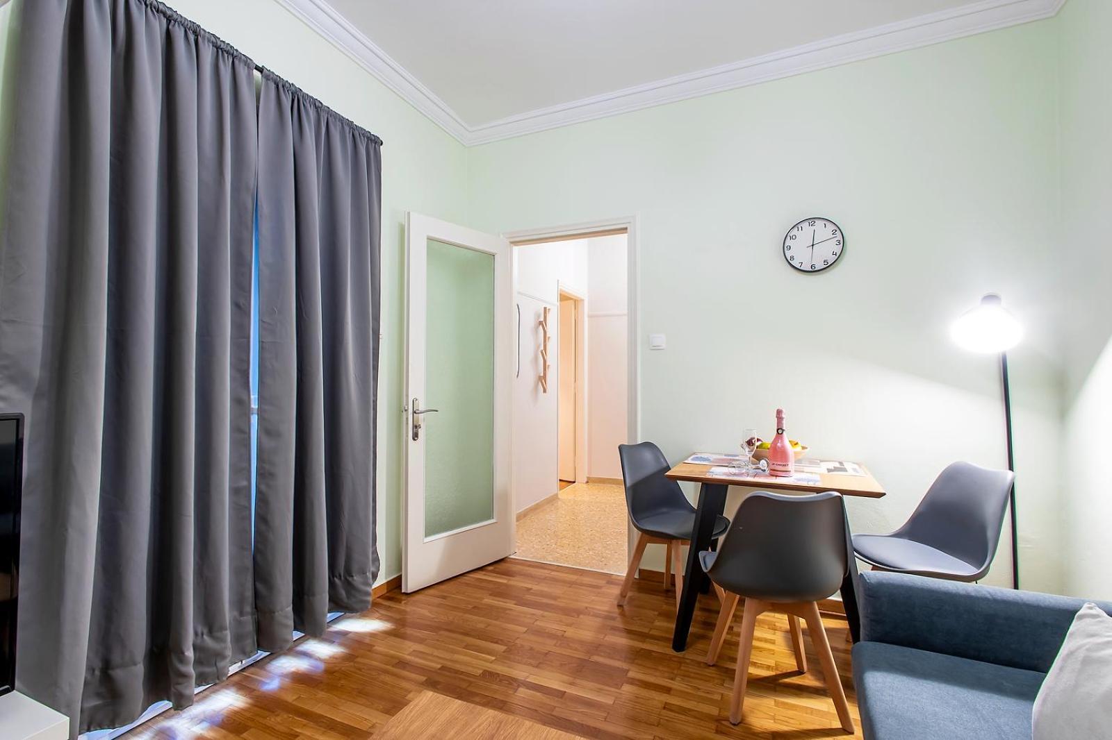 Aris123 By Smart Cozy Suites - Apartments In The Heart Of Athens - 5 Minutes From Metro - Available 24Hr Dış mekan fotoğraf